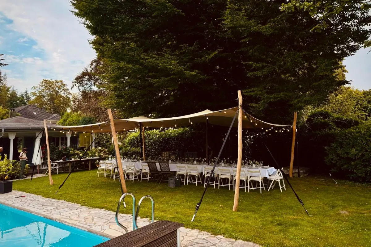 Hochzeit im eigenen Garten - Hochzeitszelt