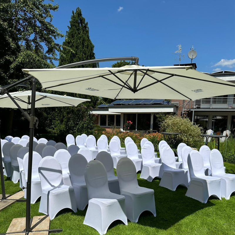 Bankett Stuhl mit Husse mieten mobiliar verleih